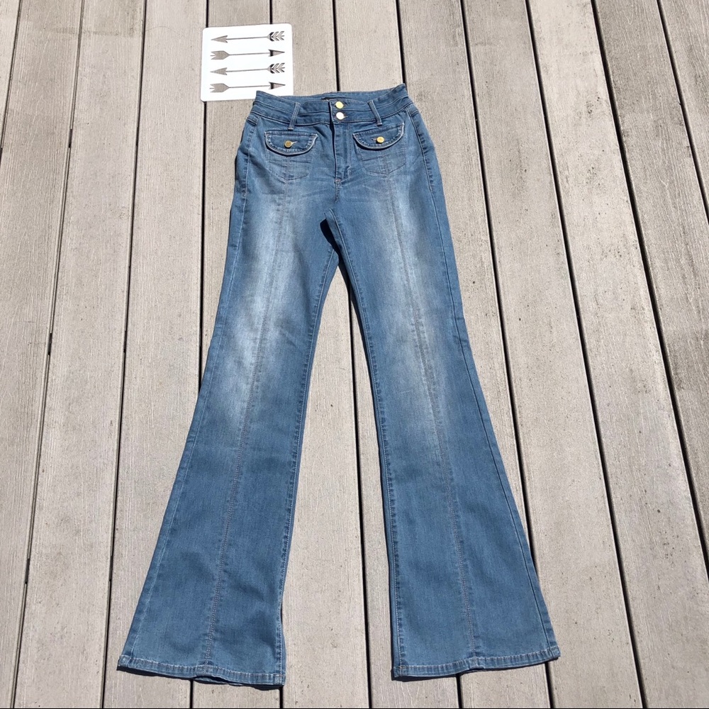 BEBE seamed highrise retro style flare jeans sz 27